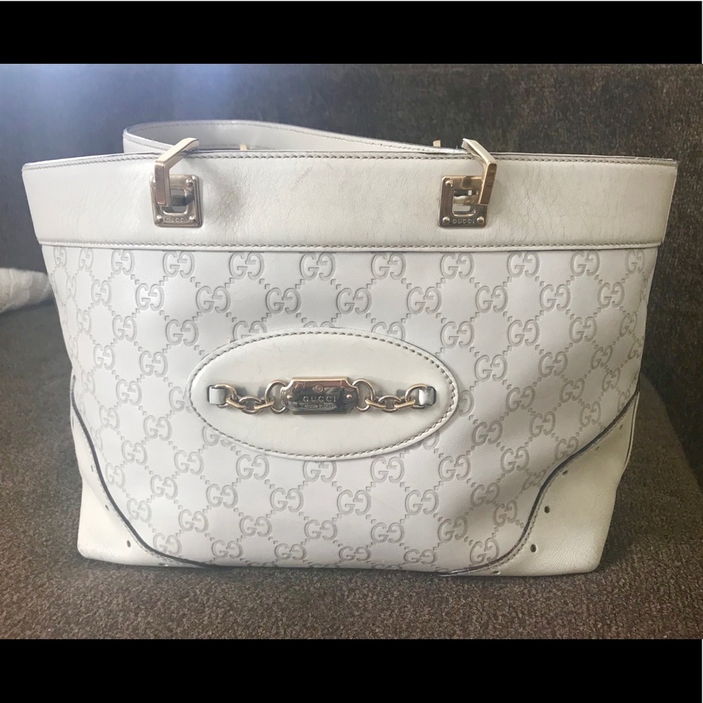 Gucci Signature Leather Tote with Dustbag